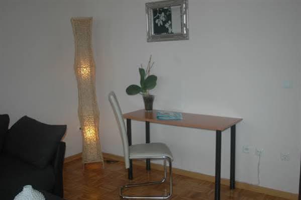 Koeln Appartement Eksteriør billede